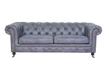 3 pers Chesterfield model Oakland med gråt læder.